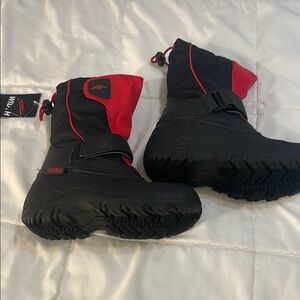Tundra Kids Black and Red Winter Boots 1W